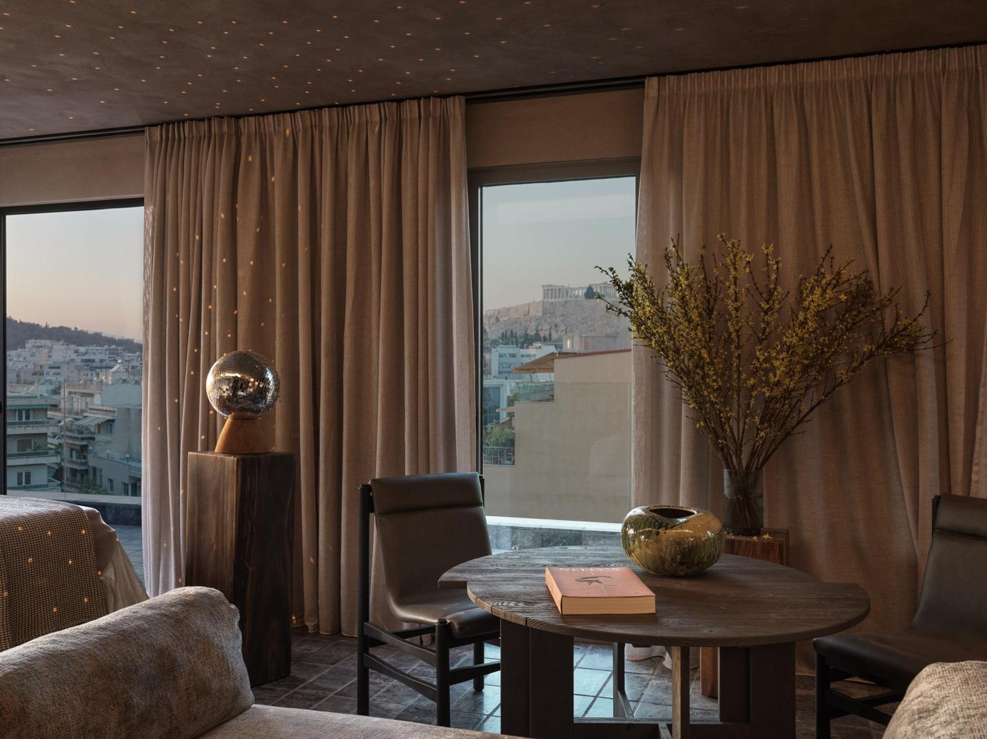 ホテル Monastik Living In Athina アテネ エクステリア 写真