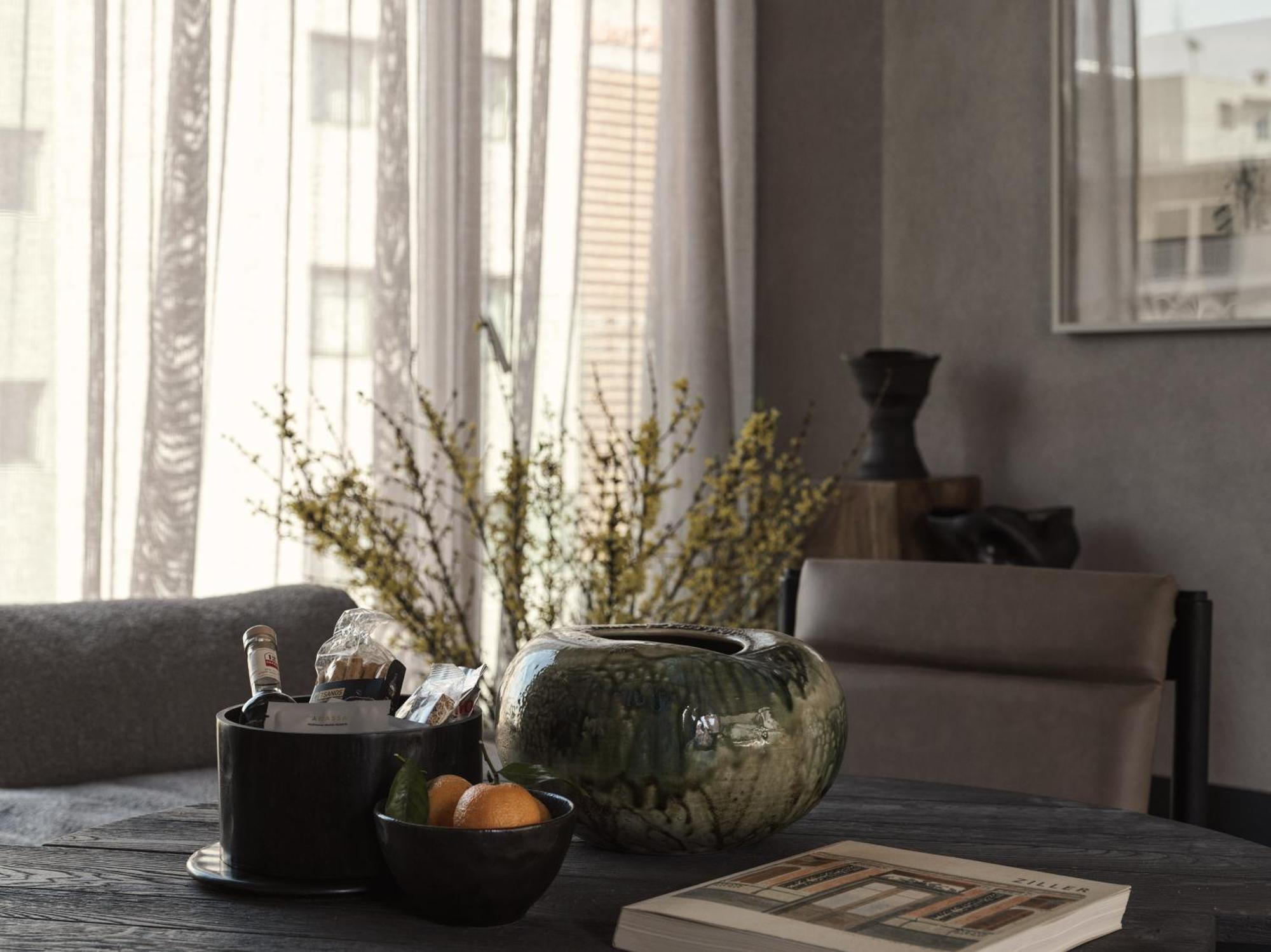ホテル Monastik Living In Athina アテネ エクステリア 写真